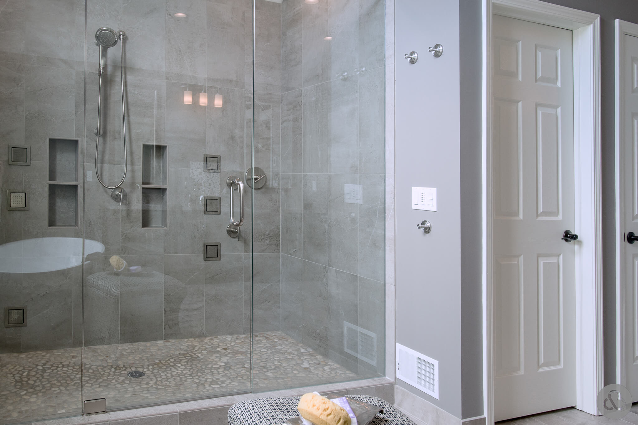 Bathroom Remodeling Gallery | Lansing MI | Custom Built